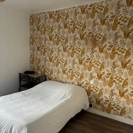 De La Gare-les Floralies Hotel *