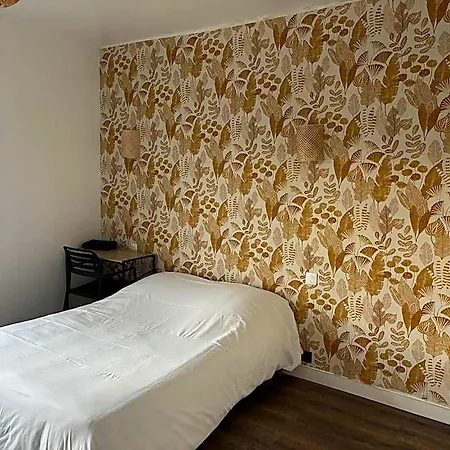 De La Gare-les Floralies Hotel