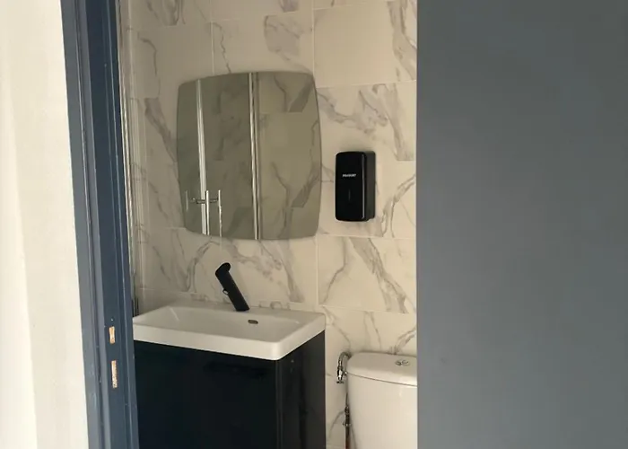 Hotel De La Gare-les Floralies *